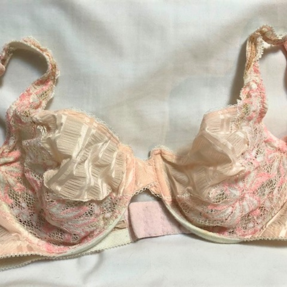 Vintage Pink Felina by Amir Bra